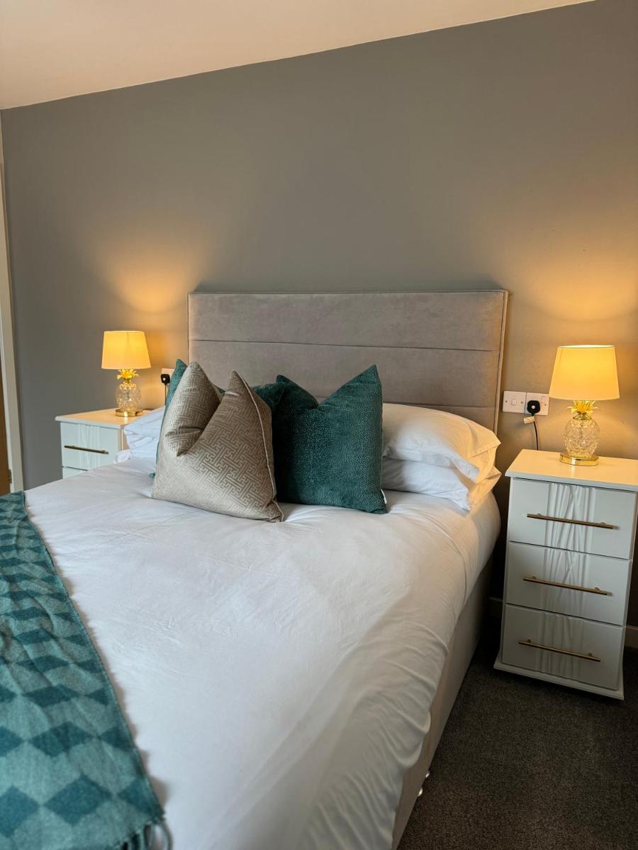 Beach View Apartment with balcony and sea view - pet friendly - Housity