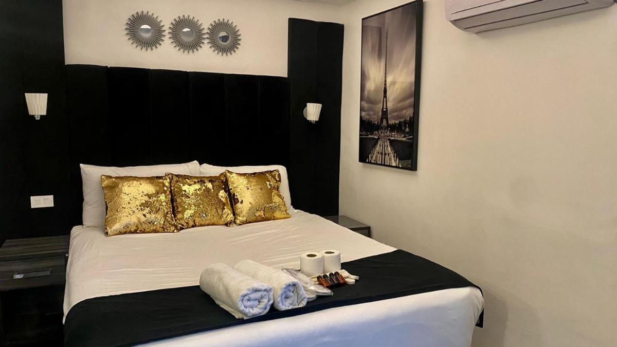 MAKATI Isabela Luxury - Housity