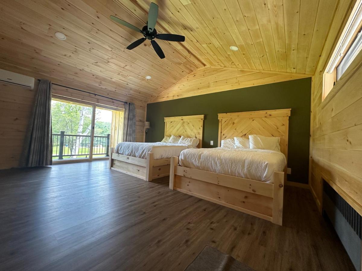 The Lodge at Loon Lake - Housity