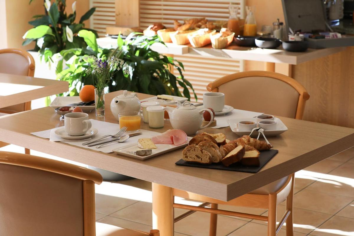 Nourriture dans l'hôtel ou à proximité