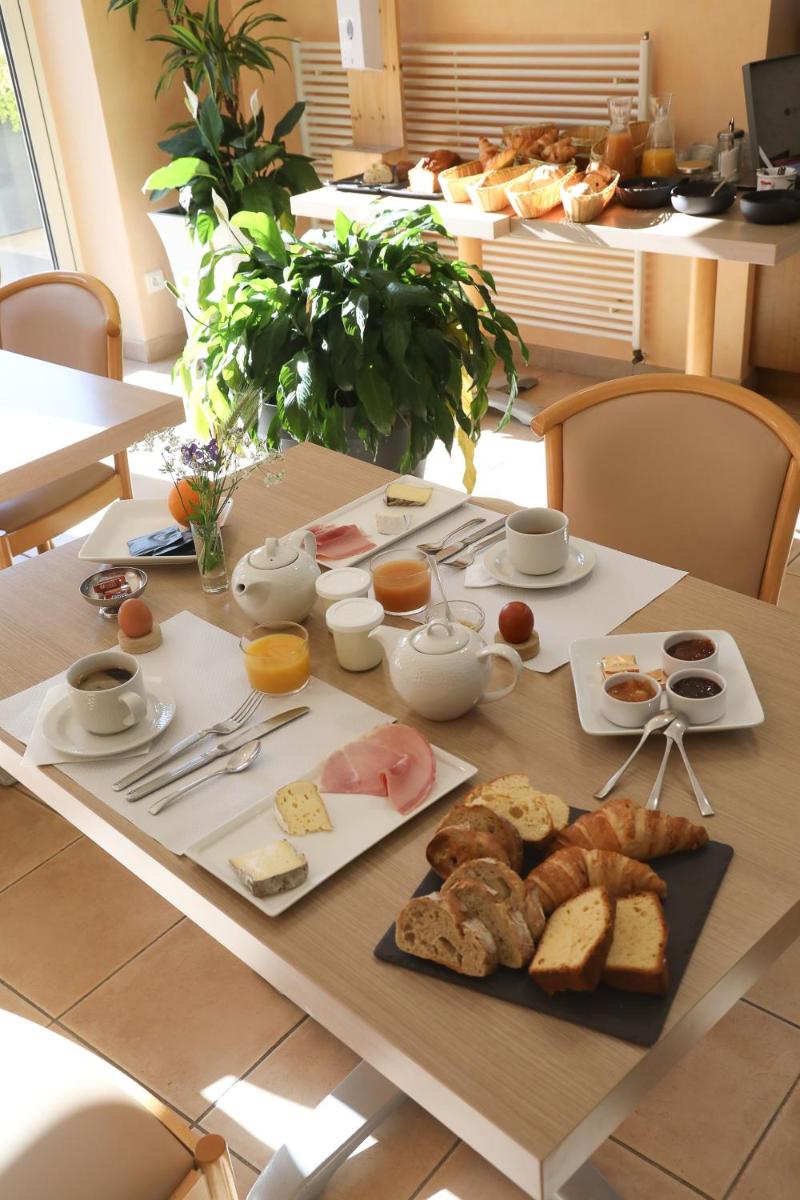 Nourriture dans l'hôtel ou à proximité