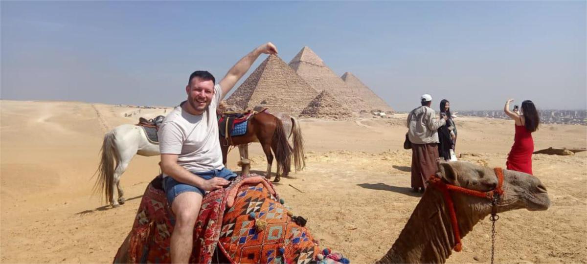 Suitetrails - Pyramids Plateau View