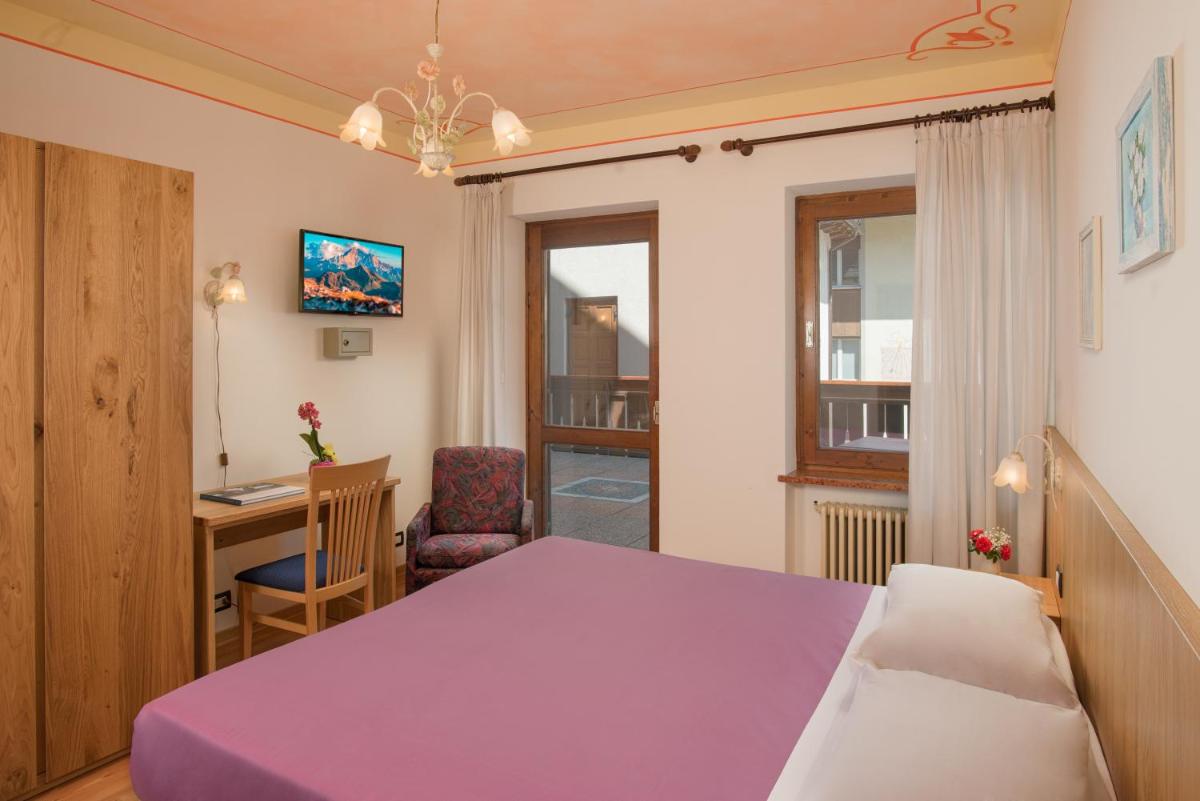 Hotel Centrale - Housity