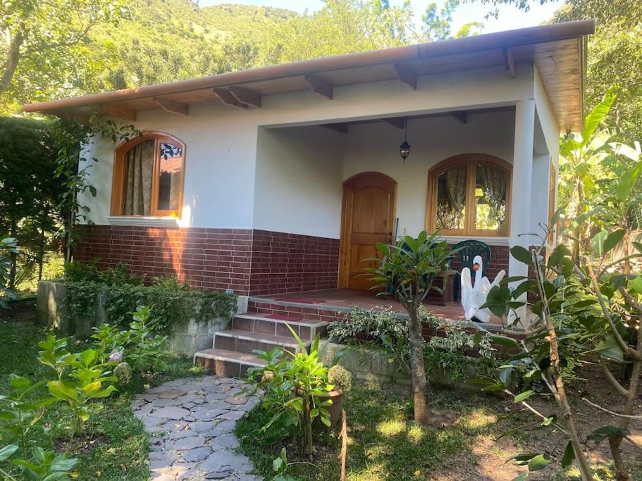 Peaceful Hideaway - Hizvo