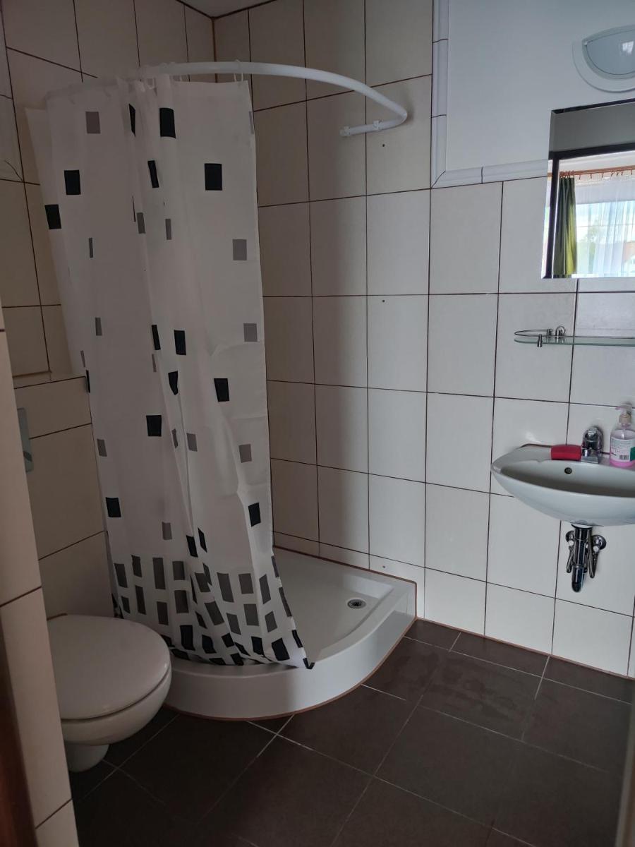 Pokoje i Apartamenty u Anny - Housity
