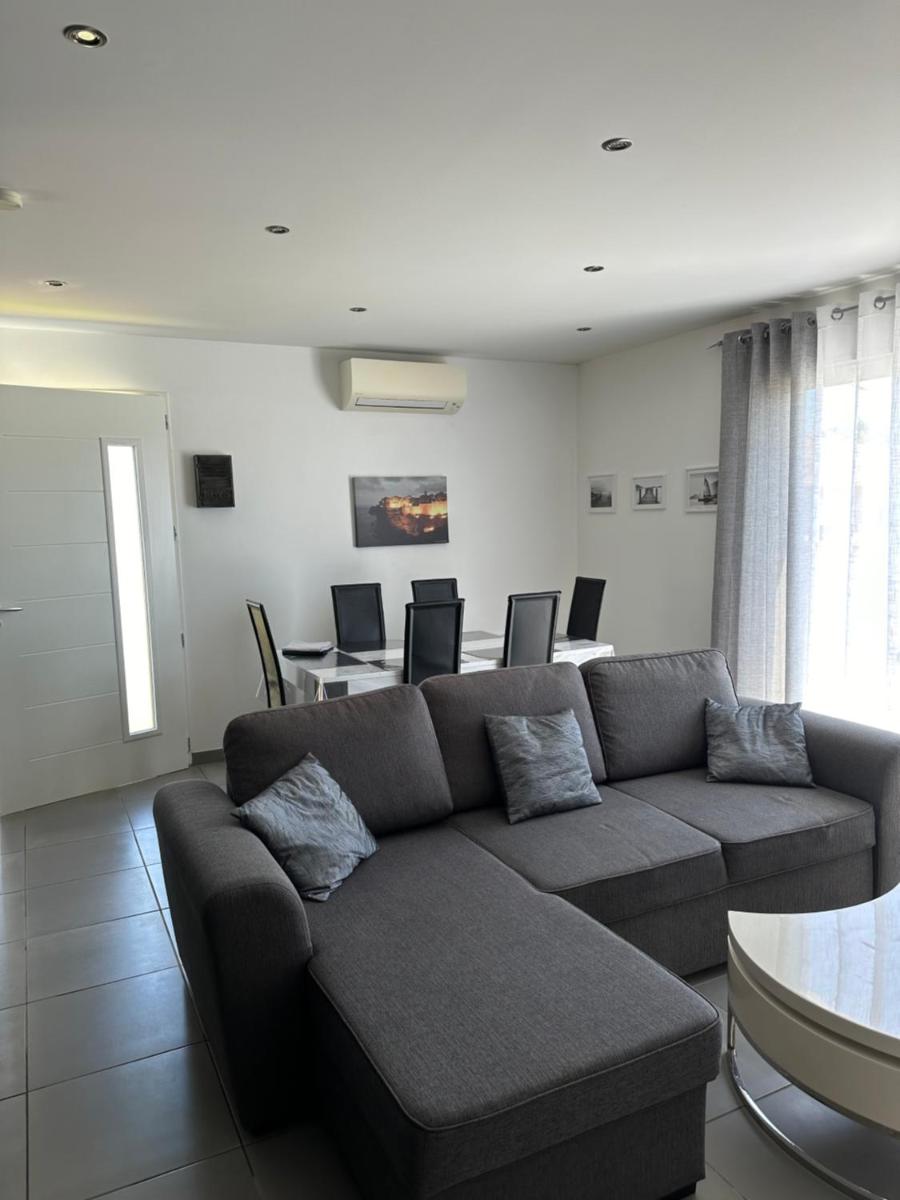A 700m de la plage,villa FAMIGLIA avec piscine - Housity