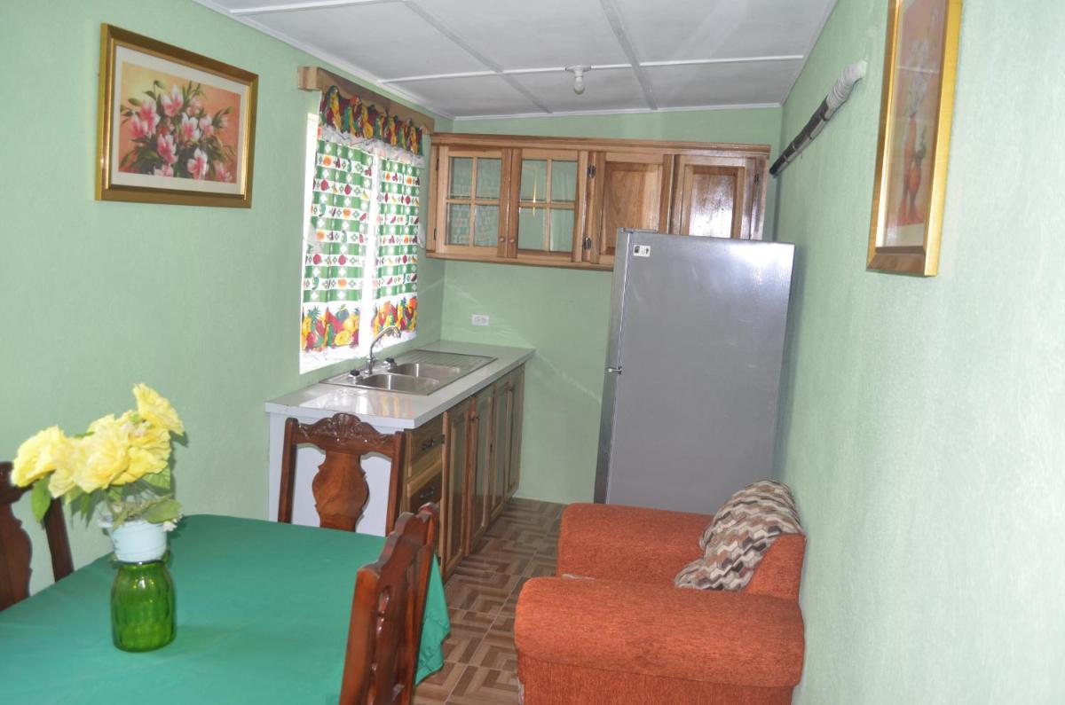 Little Shaw Park Guest House - Housity