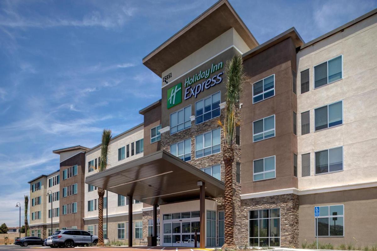 Holiday Inn Express & Suites Chino Hills, an IHG Hotel - Housity