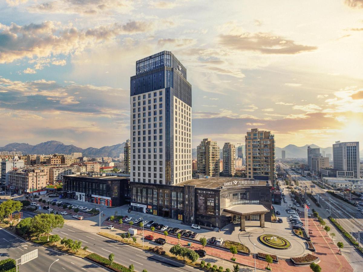 Vance International Hotel - Linhai Duqiao - Housity