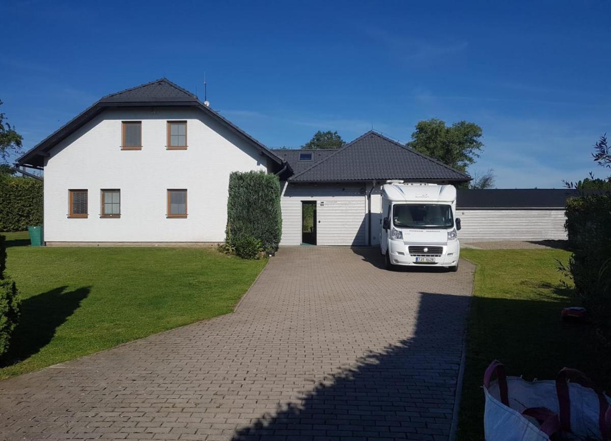 Villa Relax - Housity