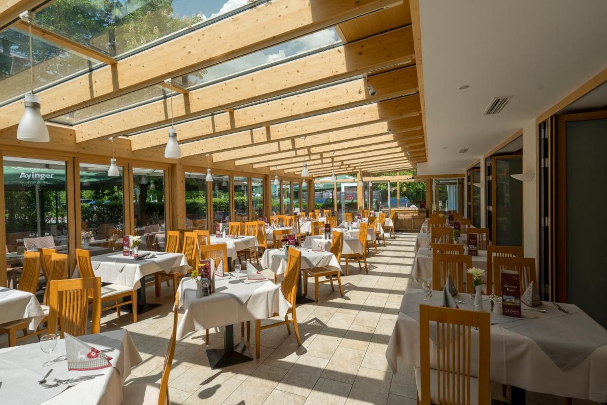 Hotel St. Georg - Housity