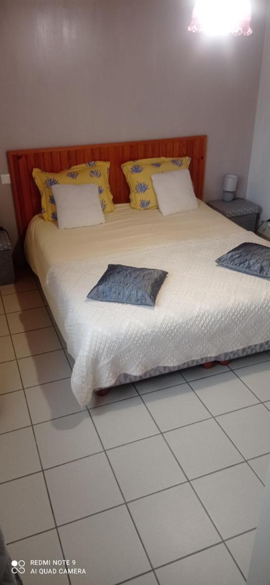 Chambre d'Hôtes Les Ormeaux - Housity