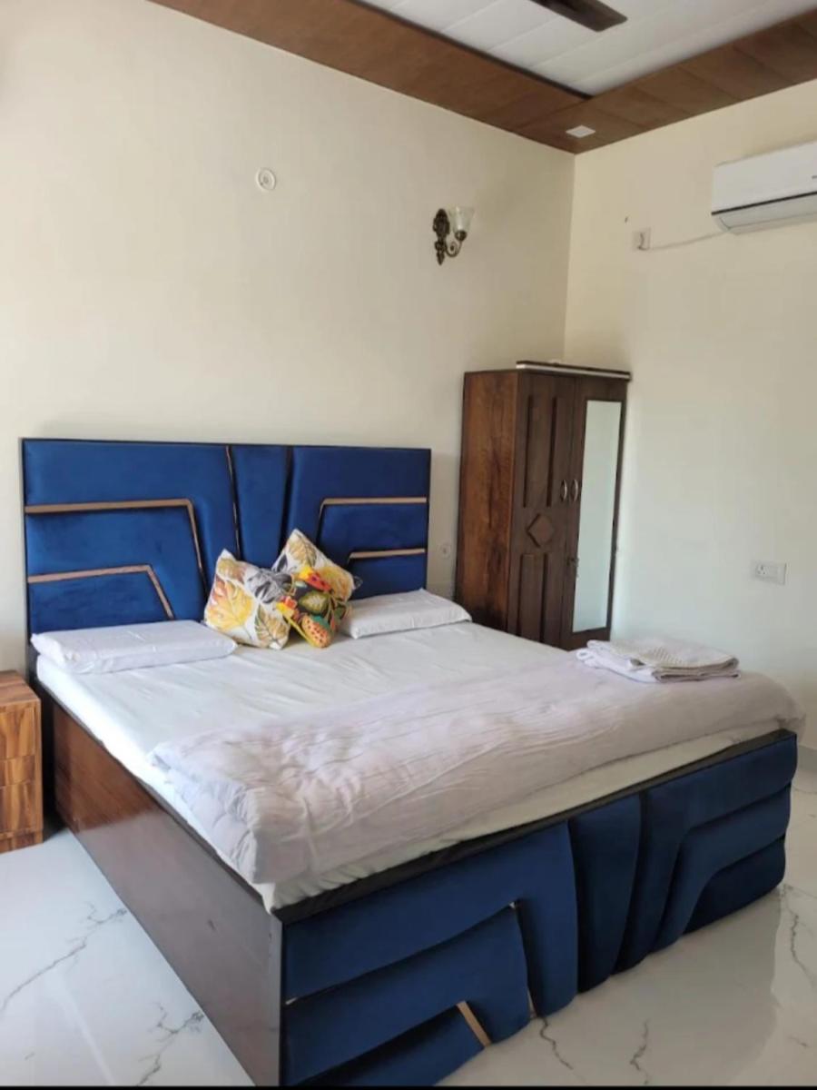 Sunrise Groves - Housity