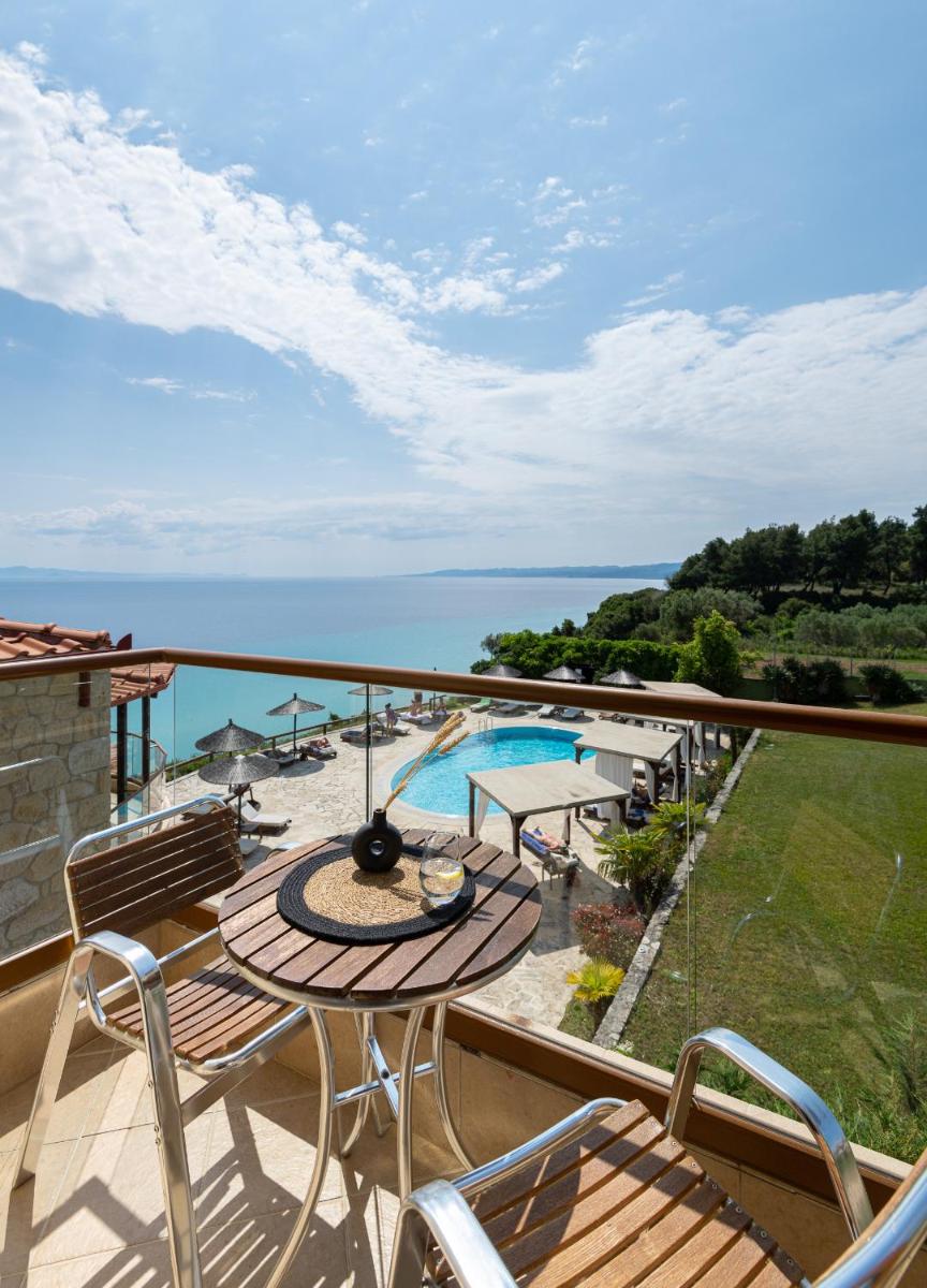 Blue Bay Halkidiki - Housity