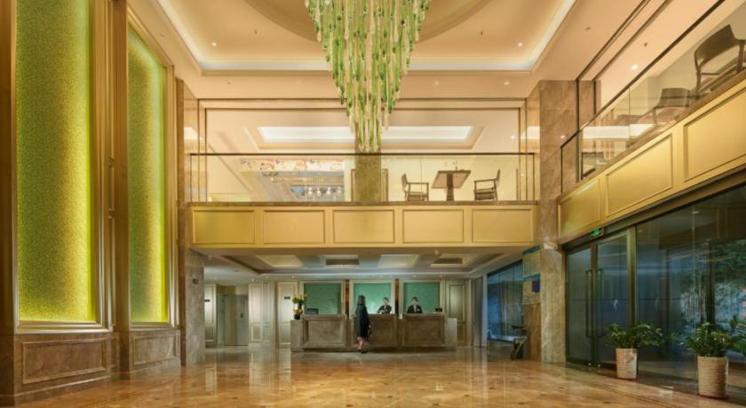 The Hotel V Zhenjiang Jingkou - Housity