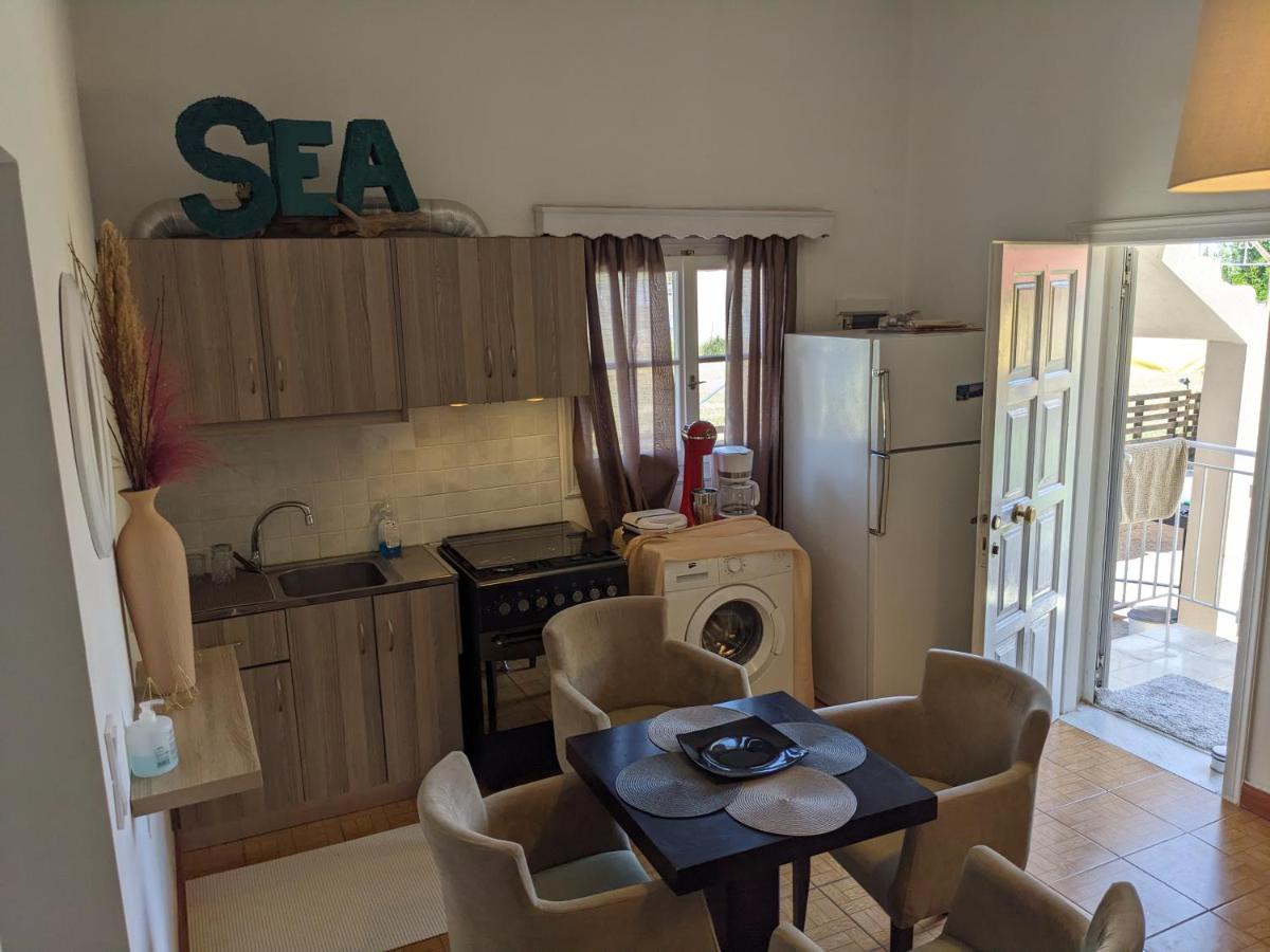 Nafpaktos beach Apartment - Housity