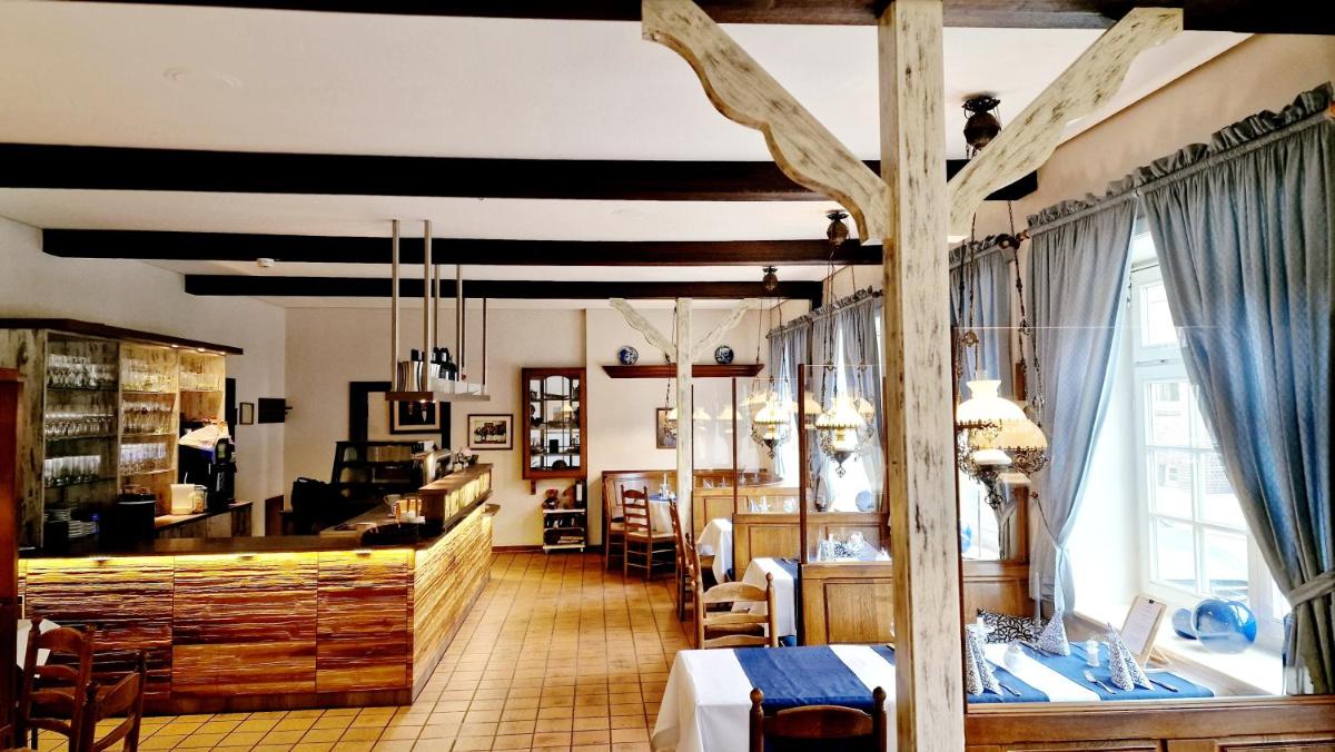 Hotel Altes Land - Housity