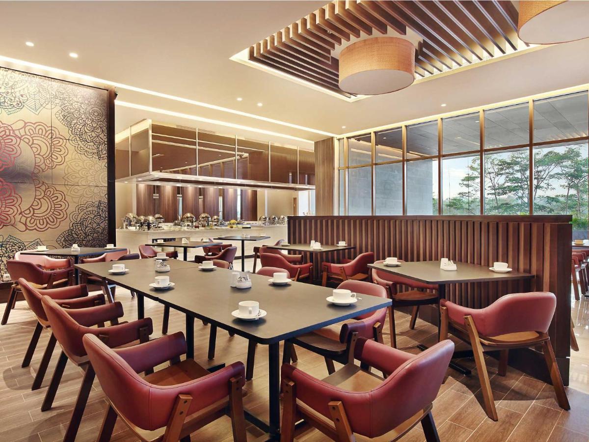 Mercure Karawang - Housity