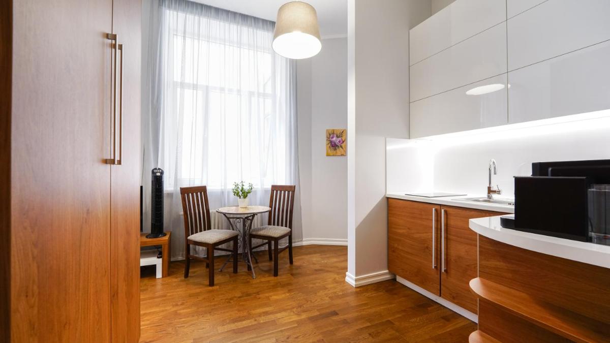 Travelers Heaven - Housity