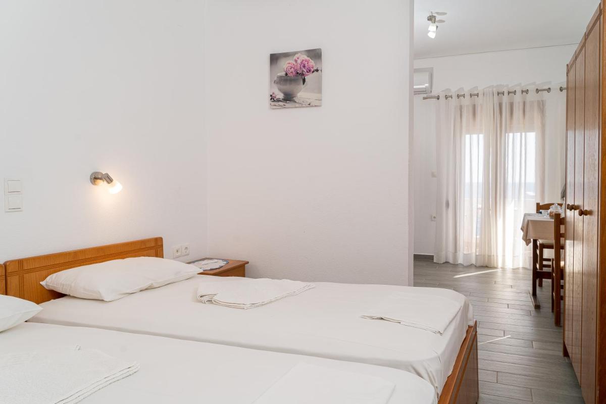 Akrotiri Apartments - Housity