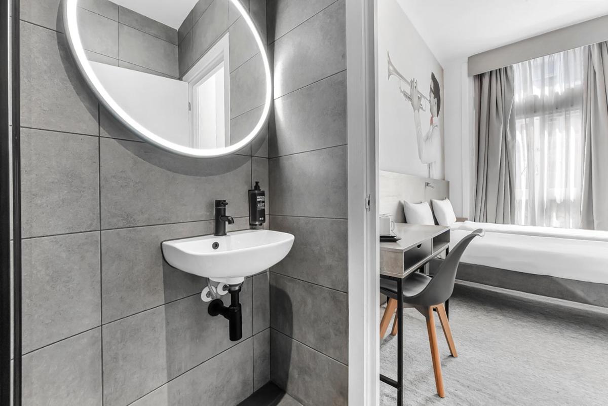 Heeton Concept Hotel - Kensington London - Housity