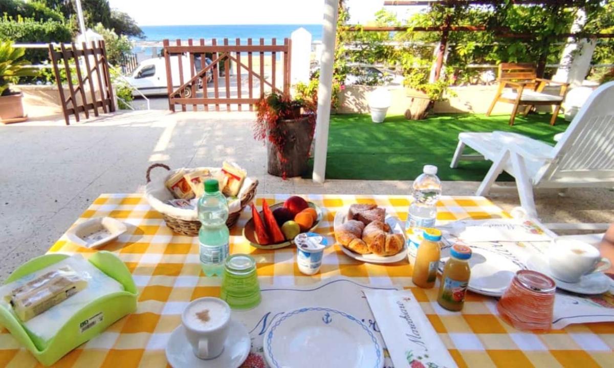 Mare Chiaro - Housity