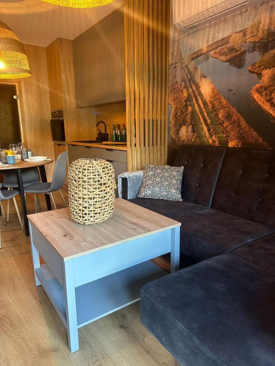 Apartament 8 z Ogródkiem i Prywatną Sauną, Rowery, Spacery w Dolinie Baryczy - 5D Apartamenty - Hizvo