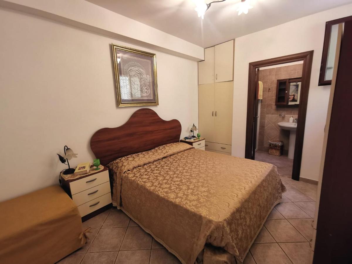 Grace's House Bed and Breakfast - Housity