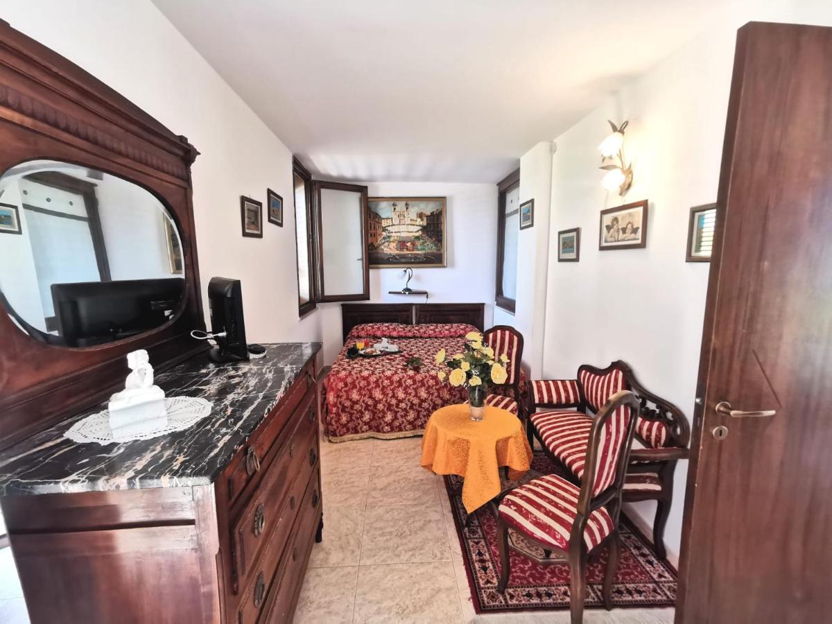 Grace's House Bed and Breakfast - Housity