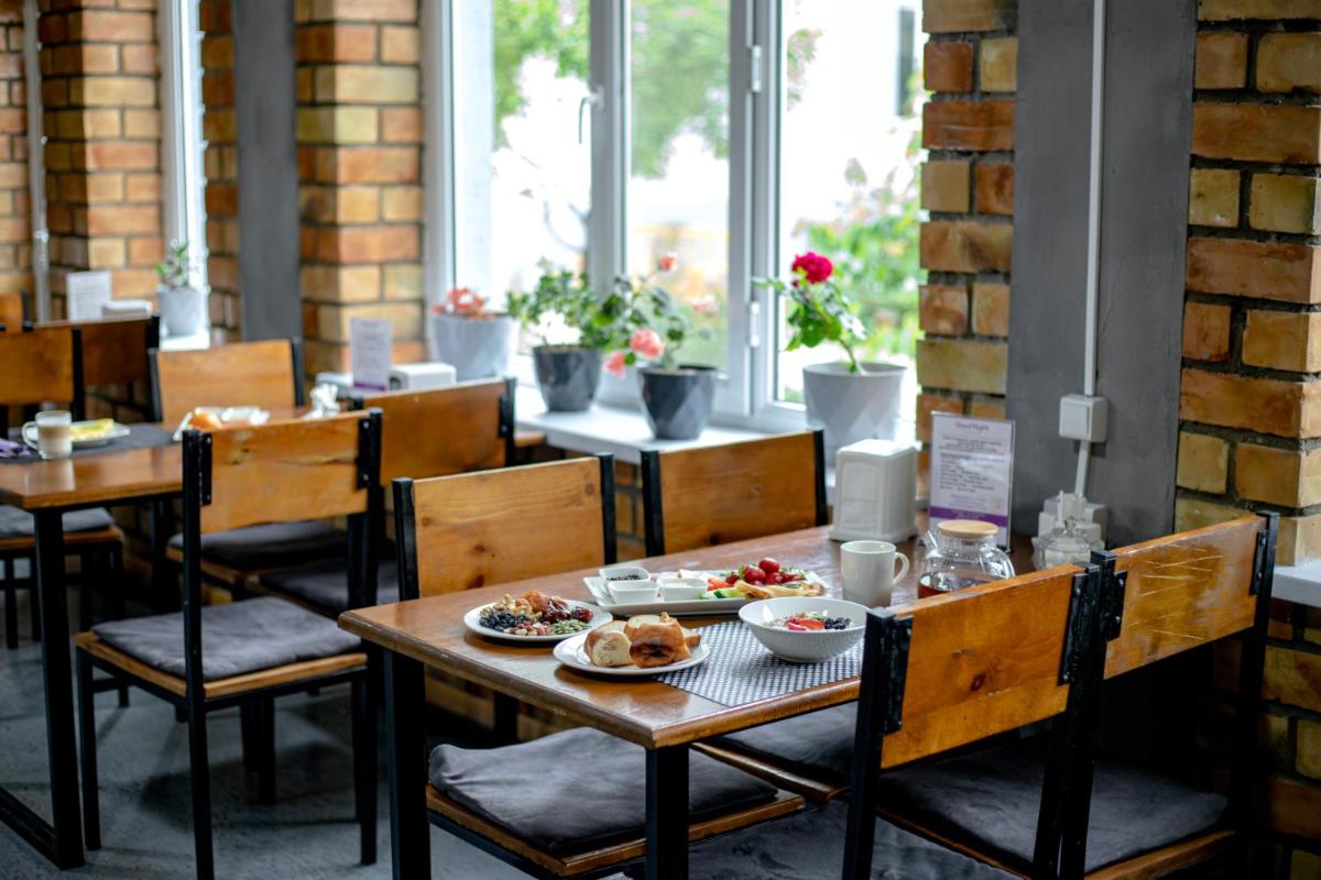 Hotel Good Night - Housity