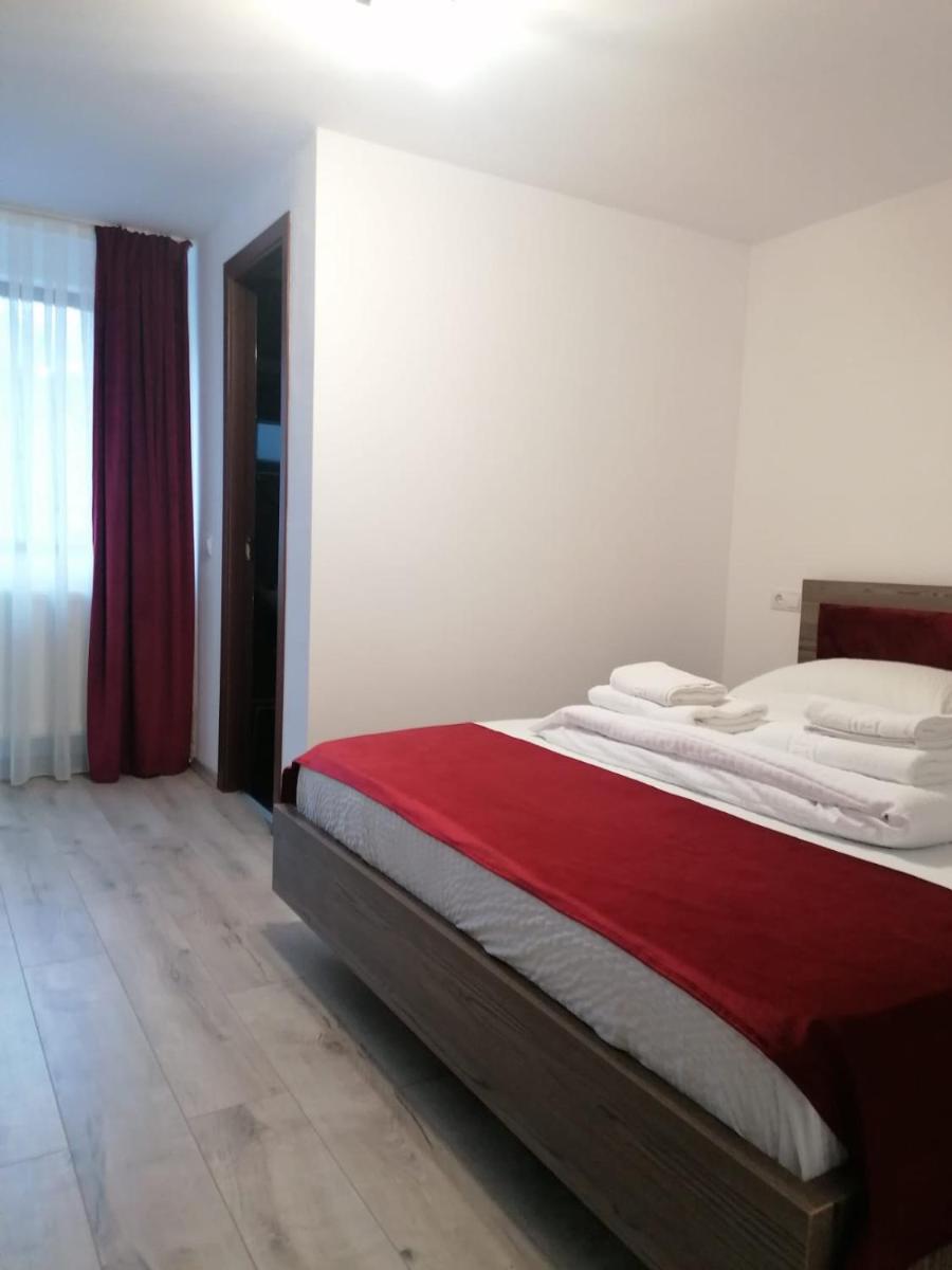 Casa Vânătorilor - Housity