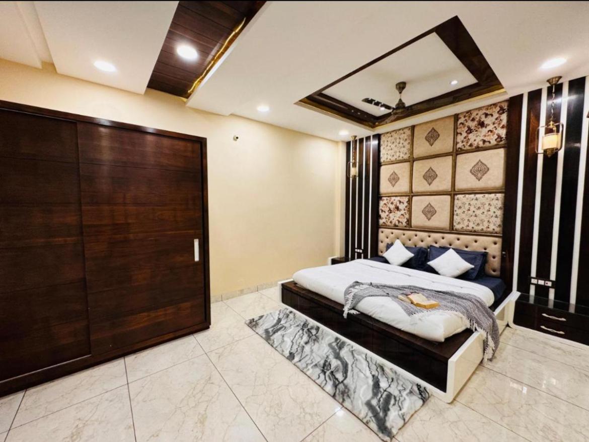 Hotel The Backpackers inn - Premium Stay - Housity