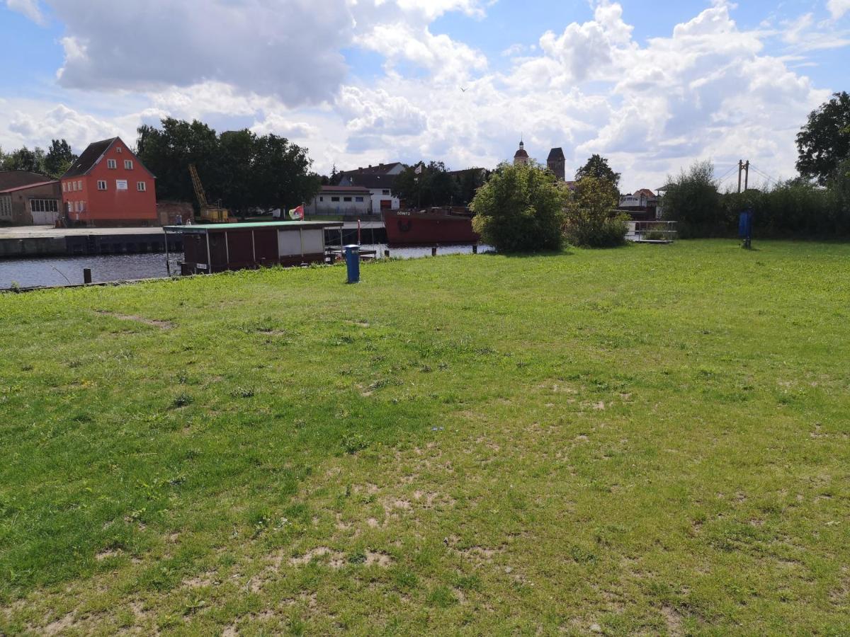 Hausboot und Zimmervermietung Boot & Bike Hansestadt Anklam - Housity