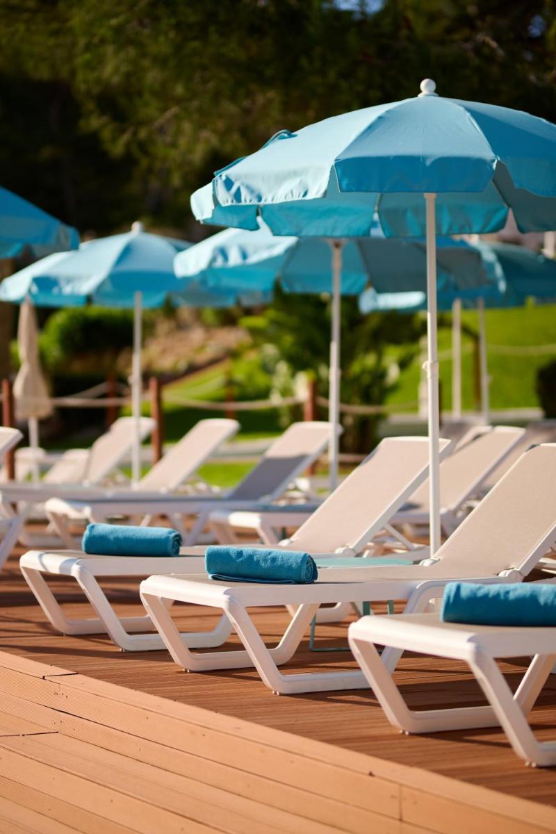 Imagen de la galería de AluaSoul Carolina - Adults Only, en Font de Sa Cala