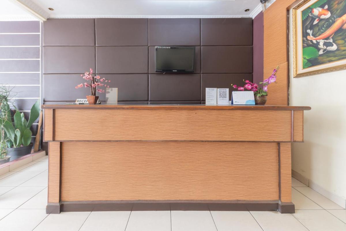 Urbanview Hotel Sakura Bandung - Housity