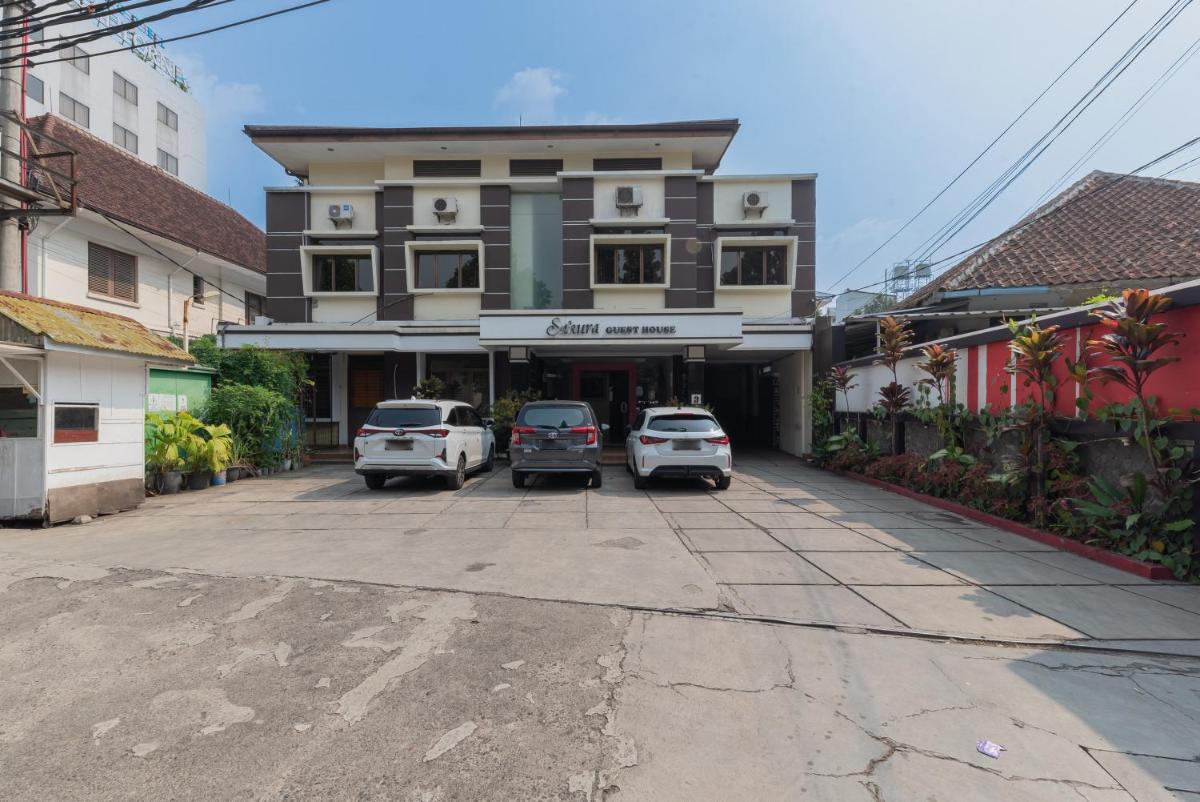 Urbanview Hotel Sakura Bandung - Housity
