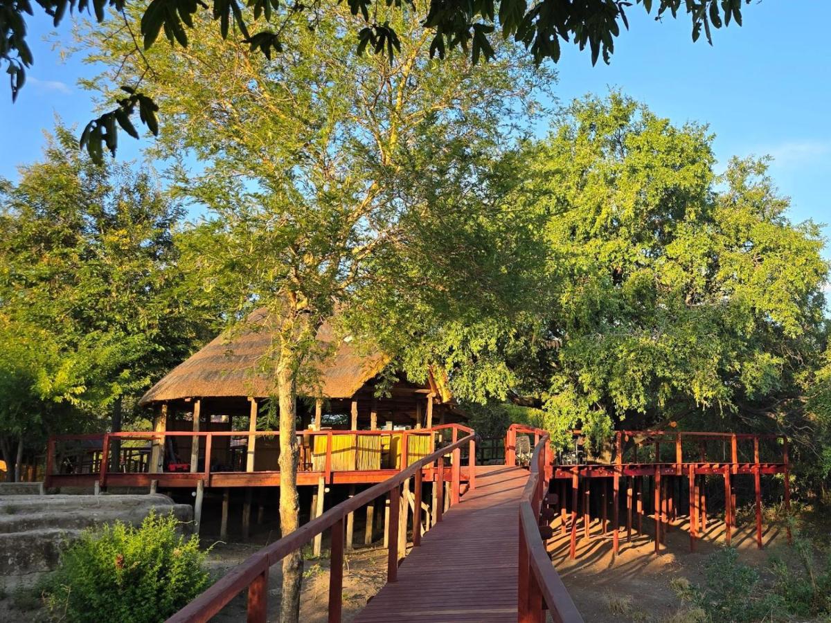 Matopi Fishing Lodge - Housity