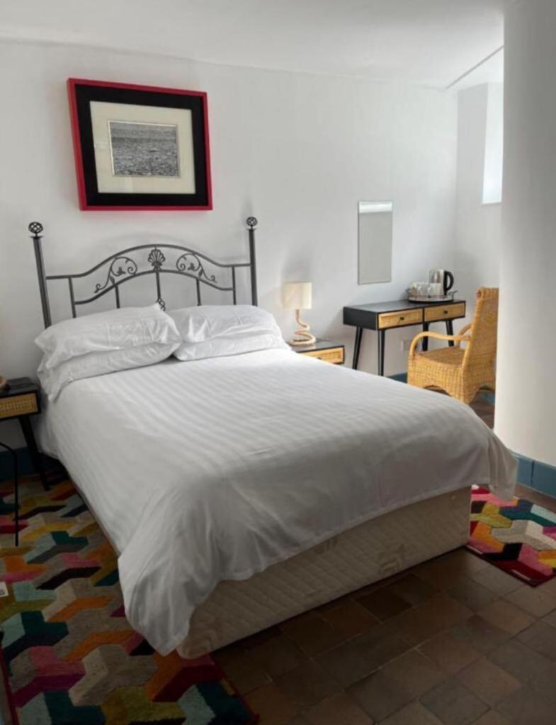 The Pier Hotel - Housity