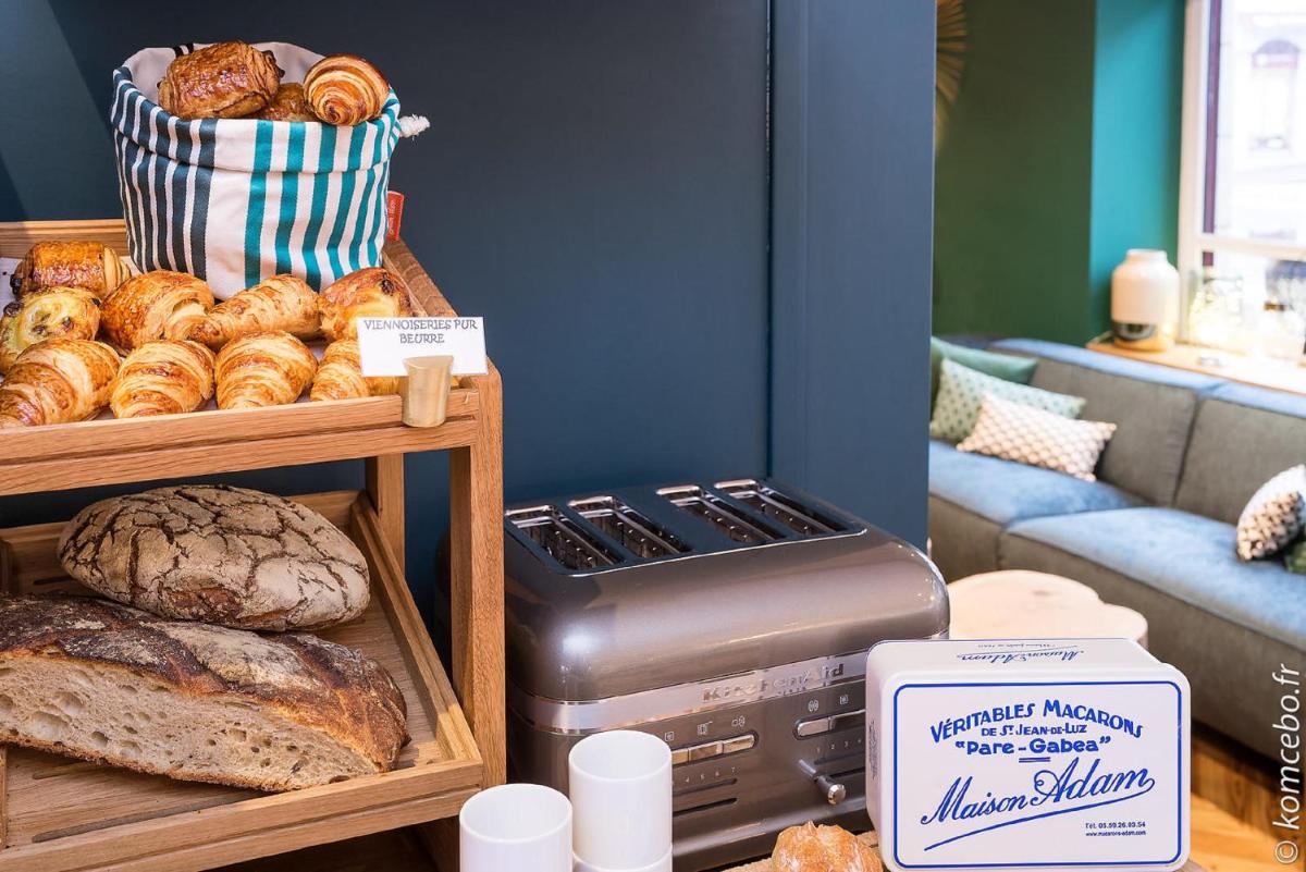 Nourriture dans l'hôtel ou à proximité