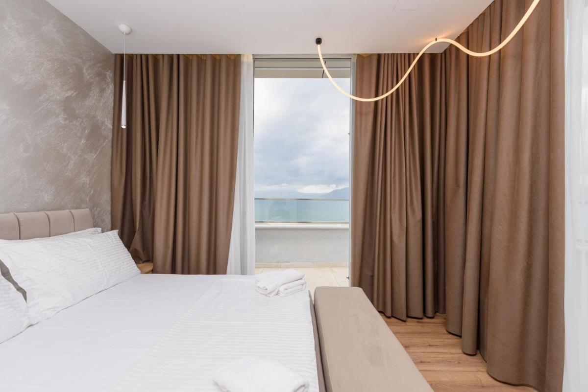 Sea & Sand Hotel - Housity