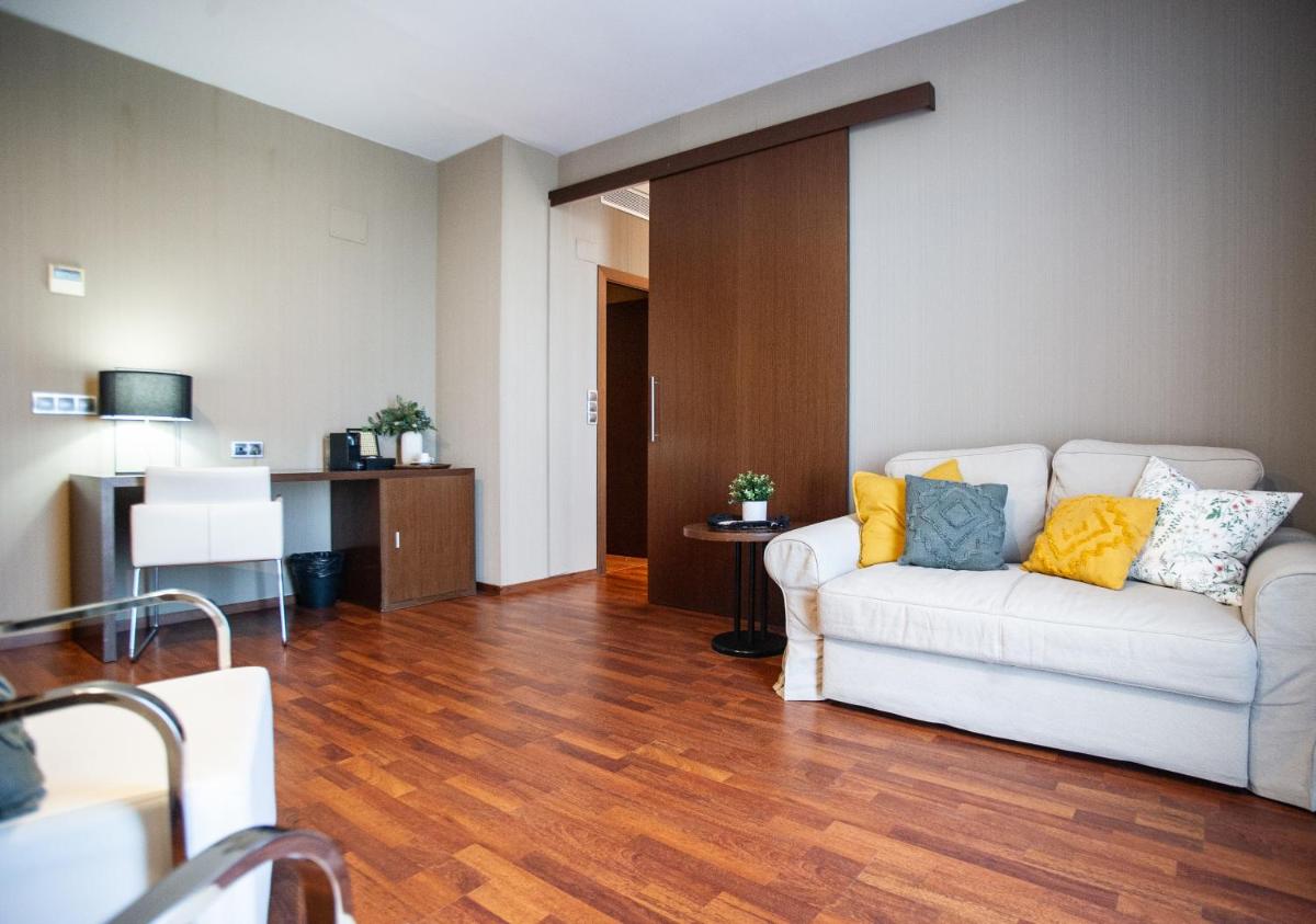 Zona de estar de AZZ Valencia Congress Hotel & Spa