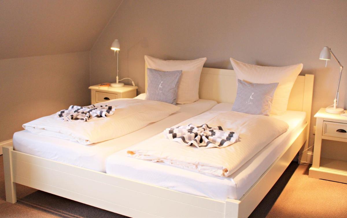 Annika1 - Housity