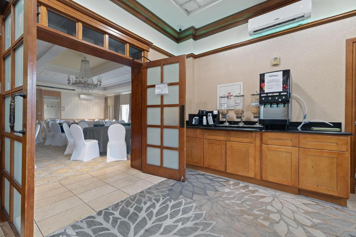 Hotel Executive Suites - Housity