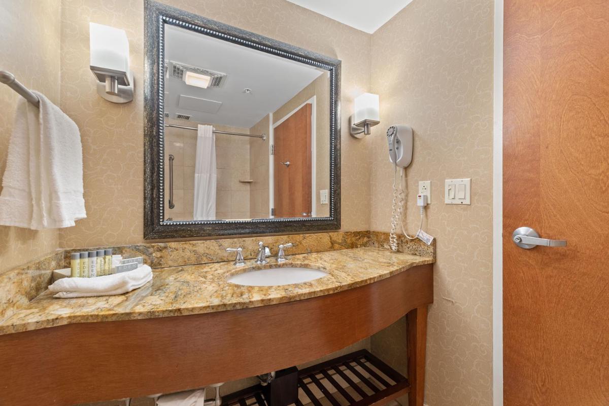 Hotel Executive Suites - Housity