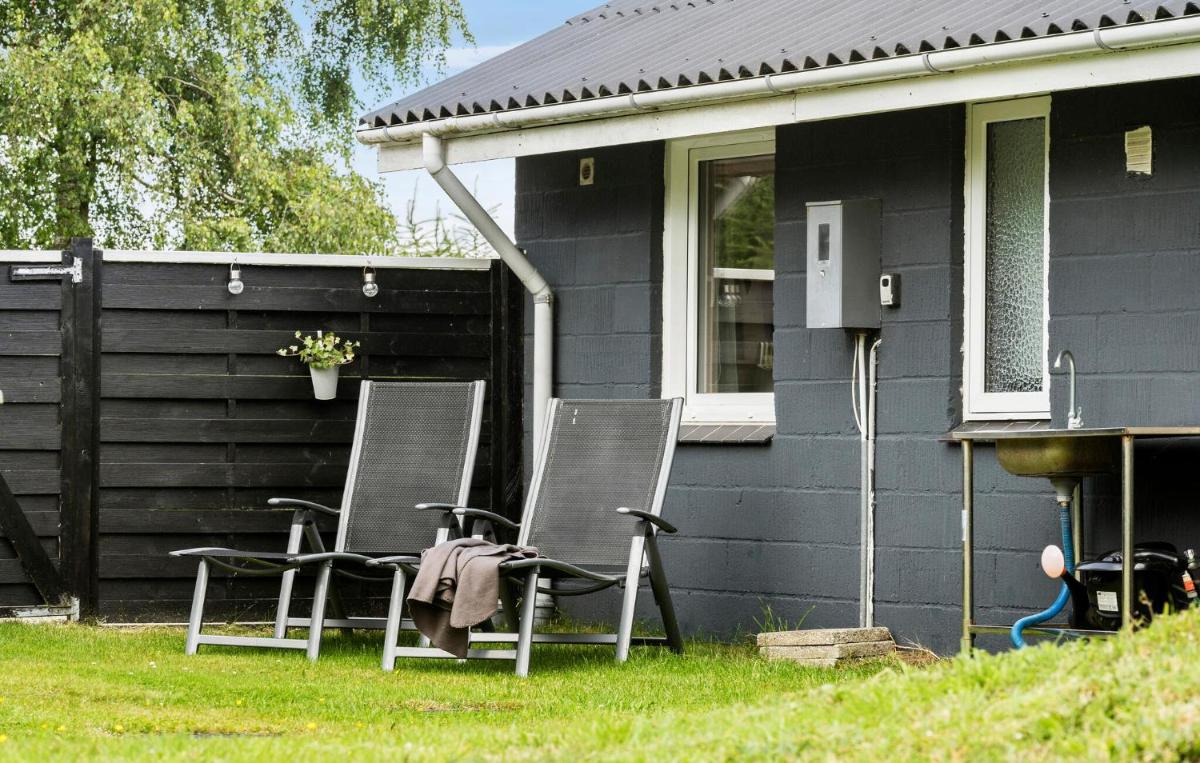 3 Bedroom Cozy Home In Ulfborg - Housity