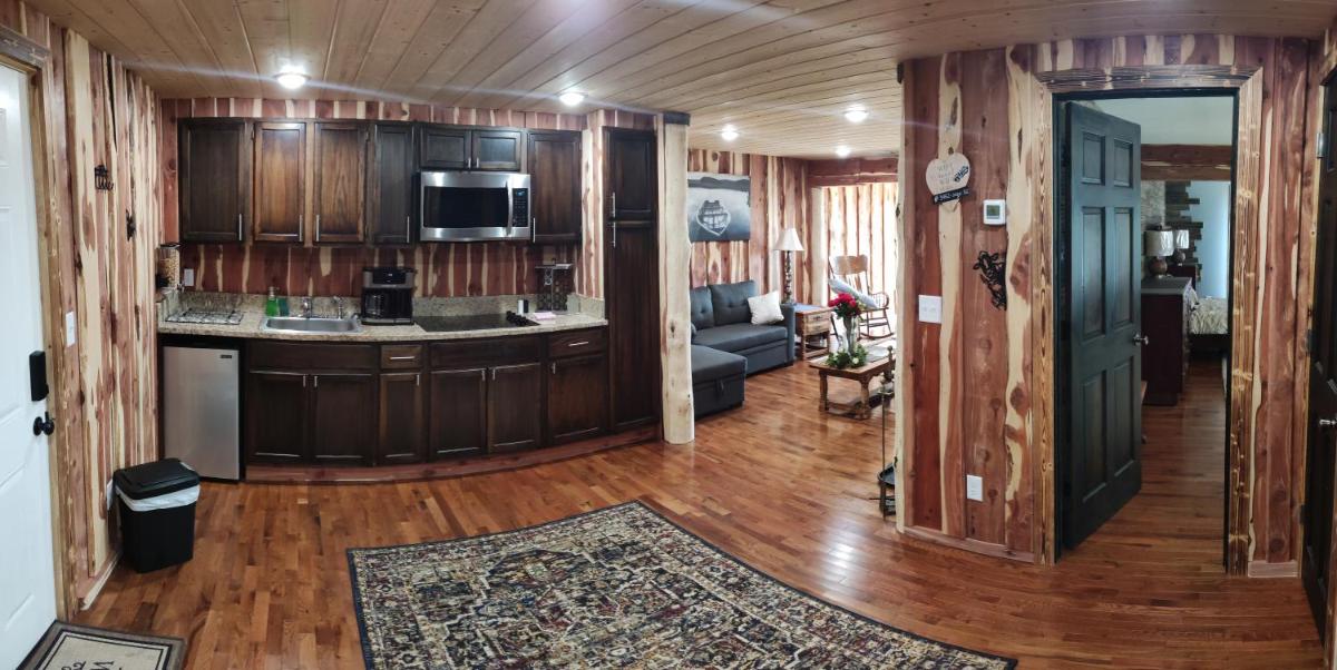 Cedar House - Housity