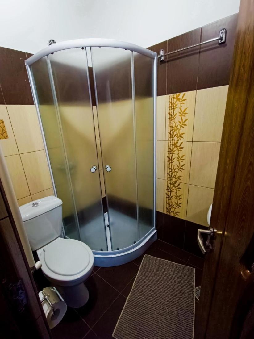 Complex Valea Argesului - Housity