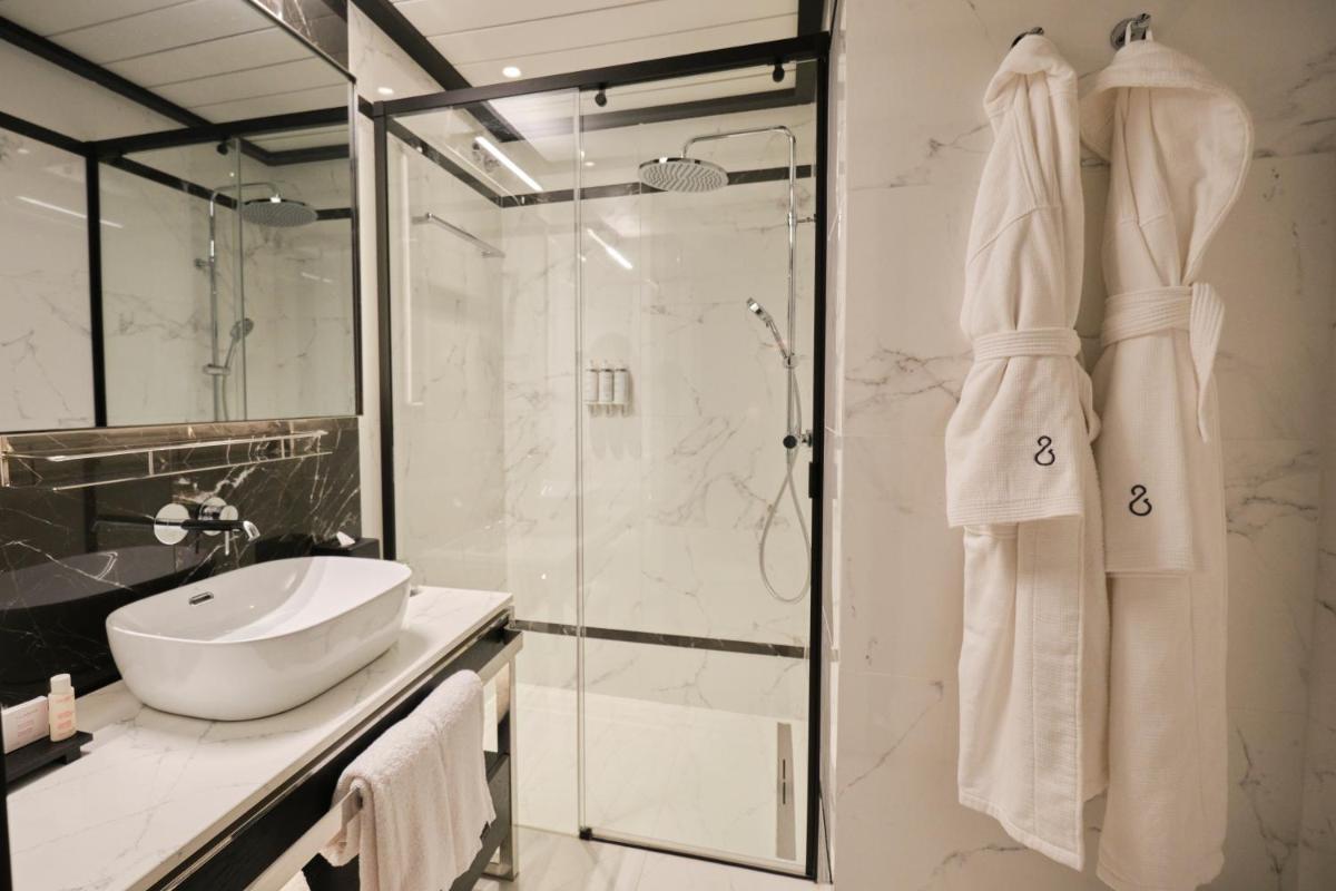Un baño de ESTIMAR Valencia