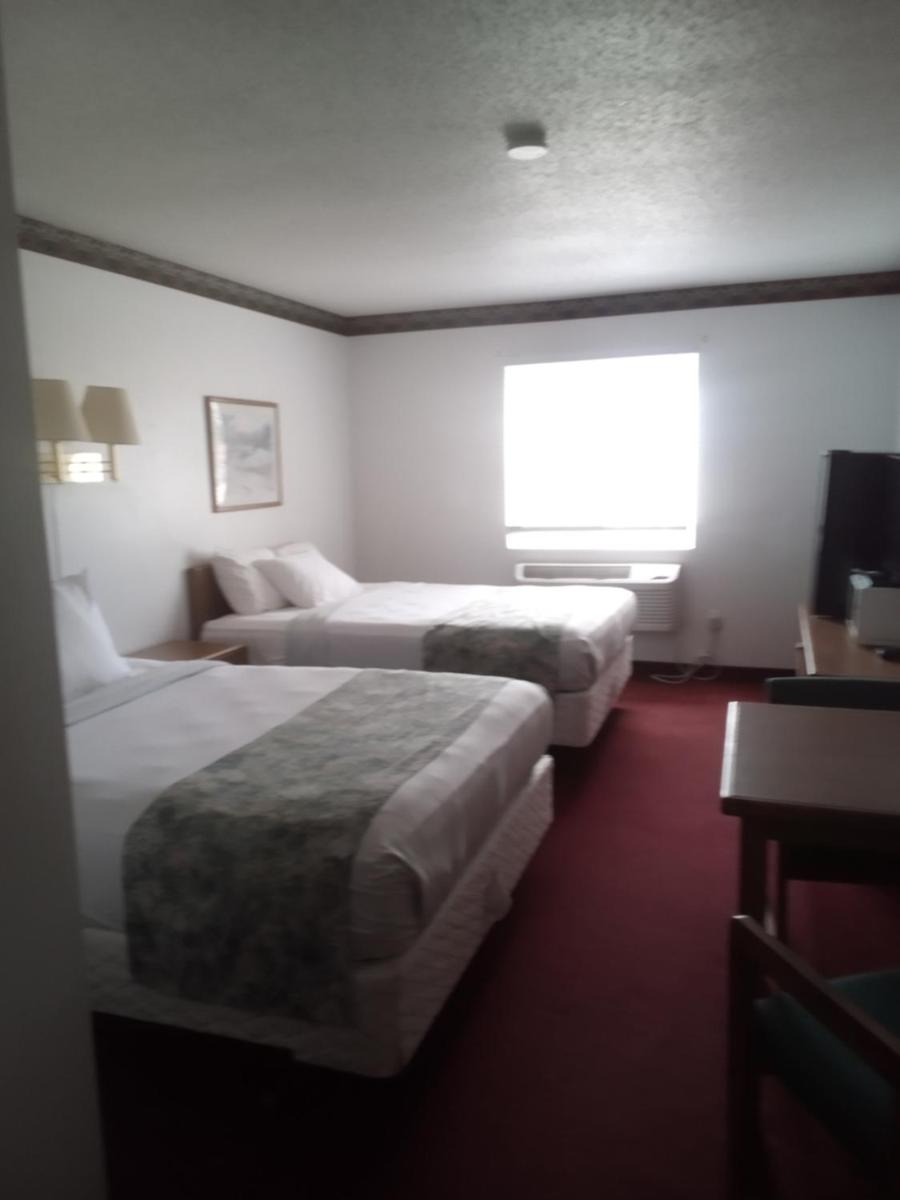 Americas's Best Value Inn and Suites - Housity