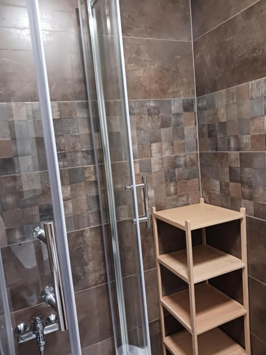 Apartment Viktoria - Housity